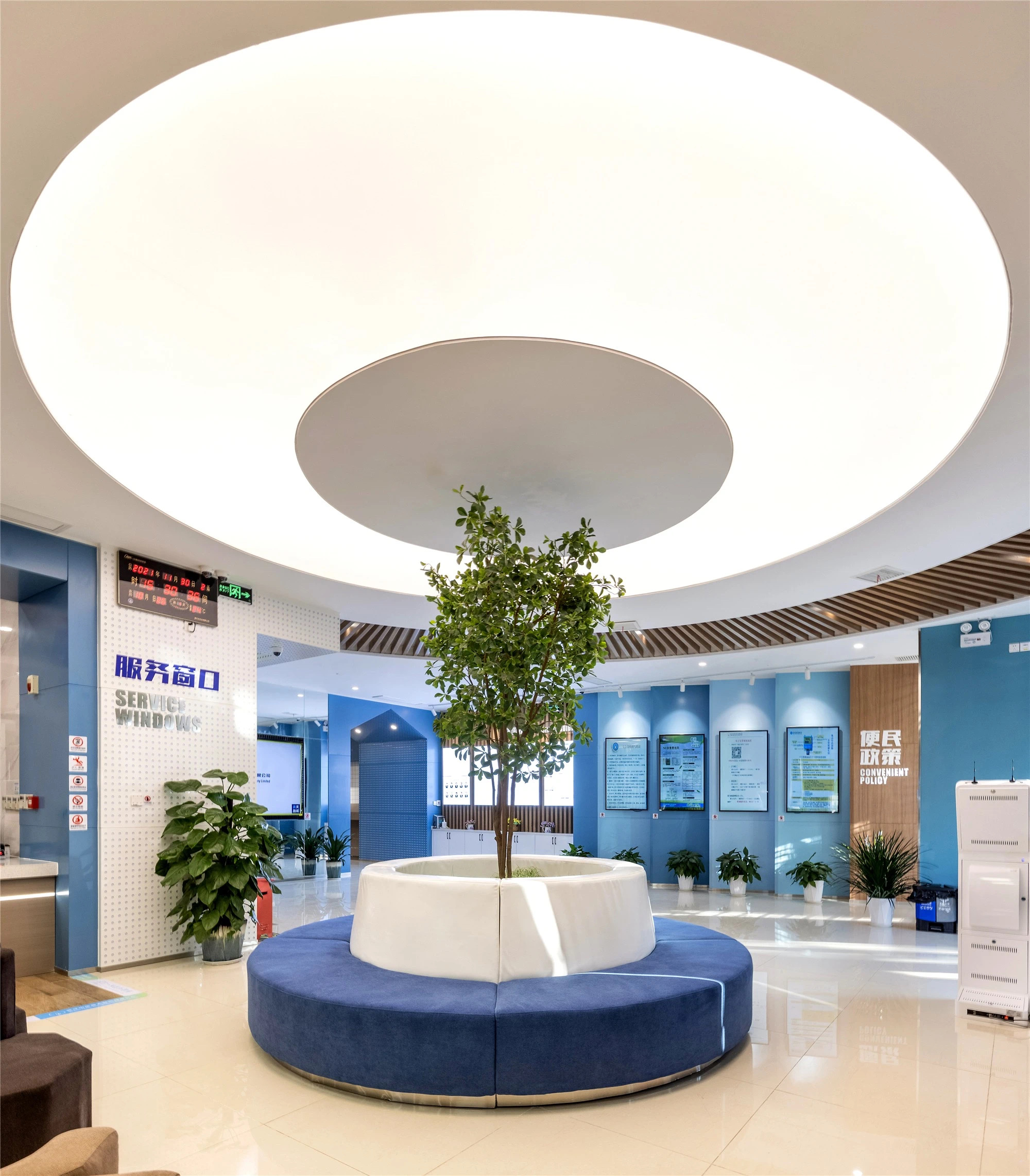 【案例賞析】武漢市車都天然氣營(yíng)業(yè)廳完工實(shí)景展示，開放多元，活力共享！(圖9)