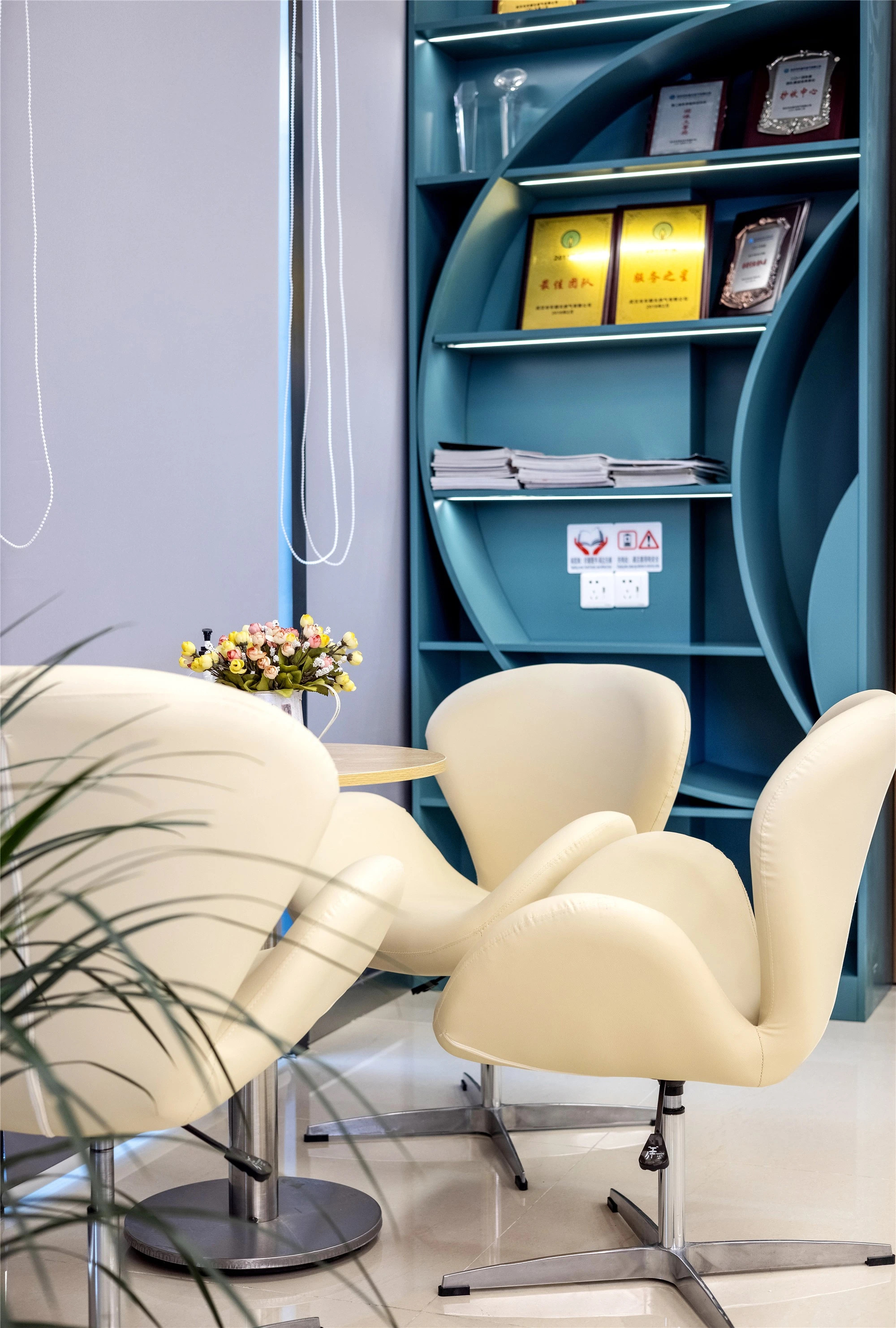 【案例賞析】武漢市車都天然氣營(yíng)業(yè)廳完工實(shí)景展示，開放多元，活力共享！(圖10)