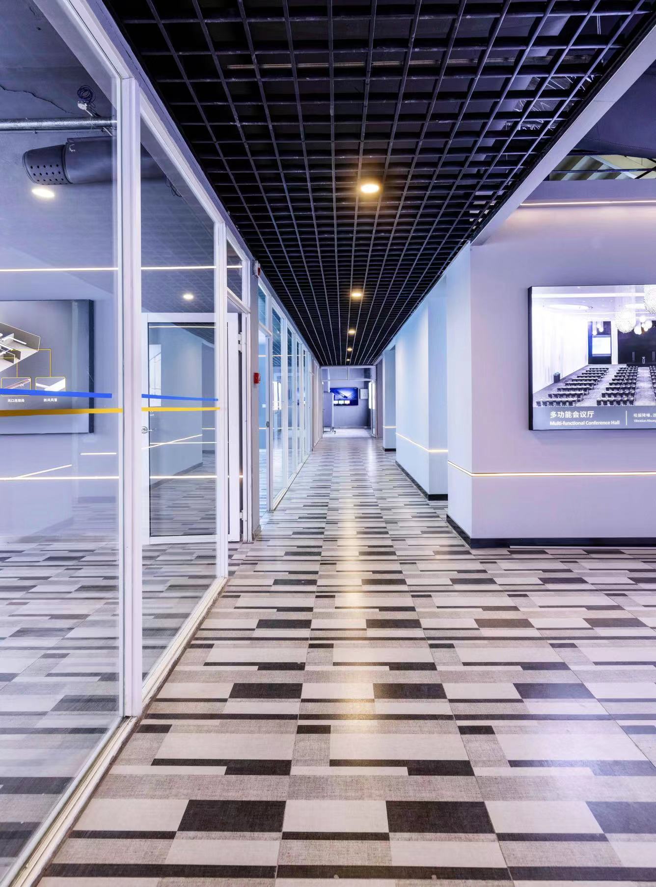 【案例賞析】簡到極致，自帶高級感的展廳設計！(圖3)