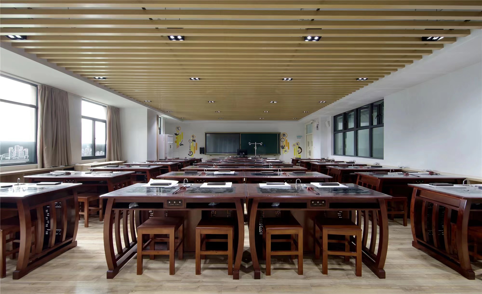 【學(xué)校案例】今泰裝飾在武漢市先后完成了與紅領(lǐng)巾學(xué)校6個校區(qū)的項目交付！(圖11)
